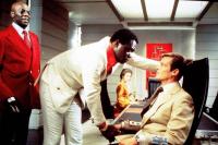 Jane Seymour, Roger Moore, Yaphet Kotto